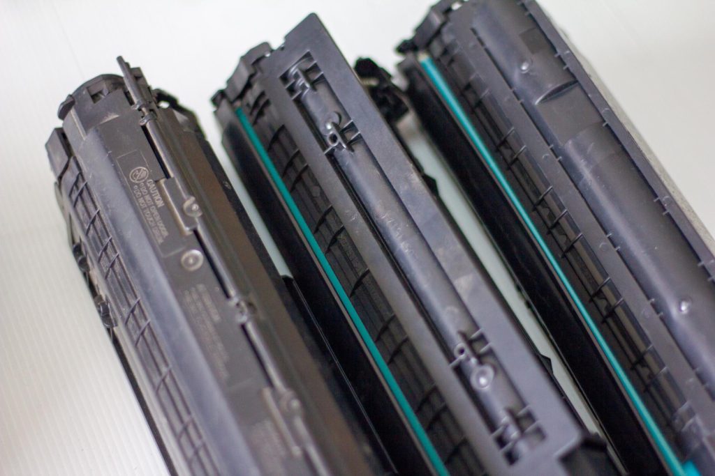 Jak dobrać odpowiedni toner do konkretnej drukarki — na co zwrócić uwagę?