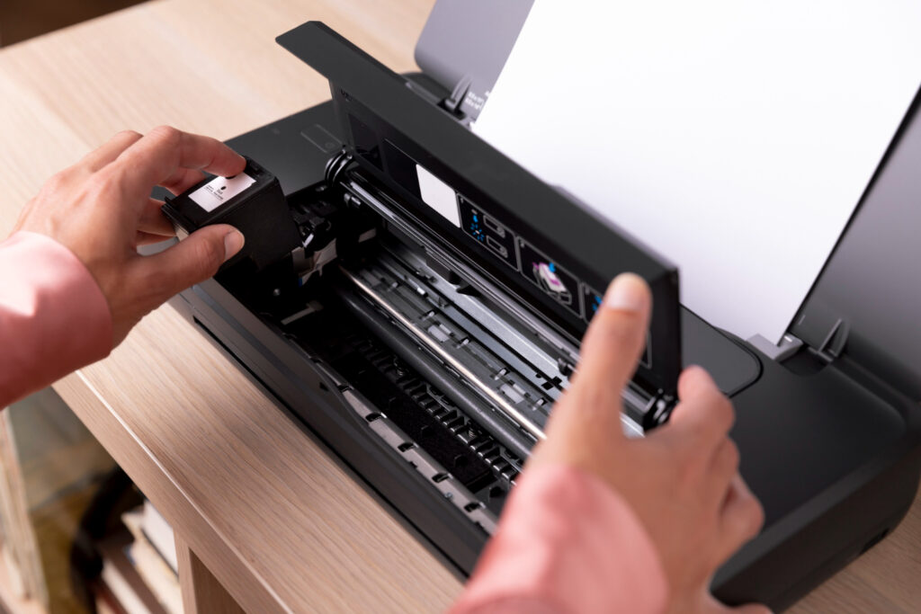 Czym różni się toner oryginalny od bębna drukarki — kiedy wymieniać bęben, a kiedy toner?